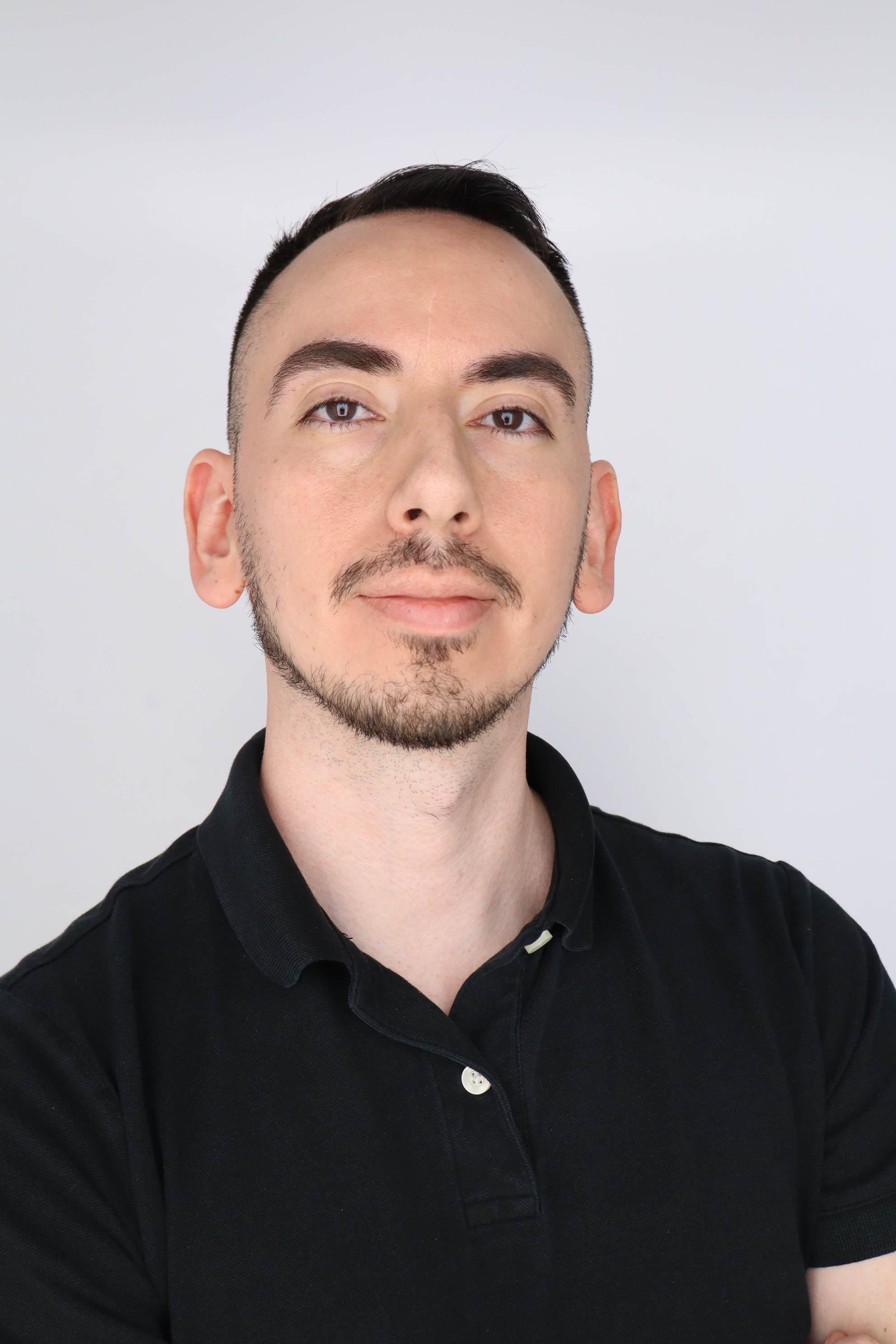 Headshot of ESL Instructor, Jason Orozco. 